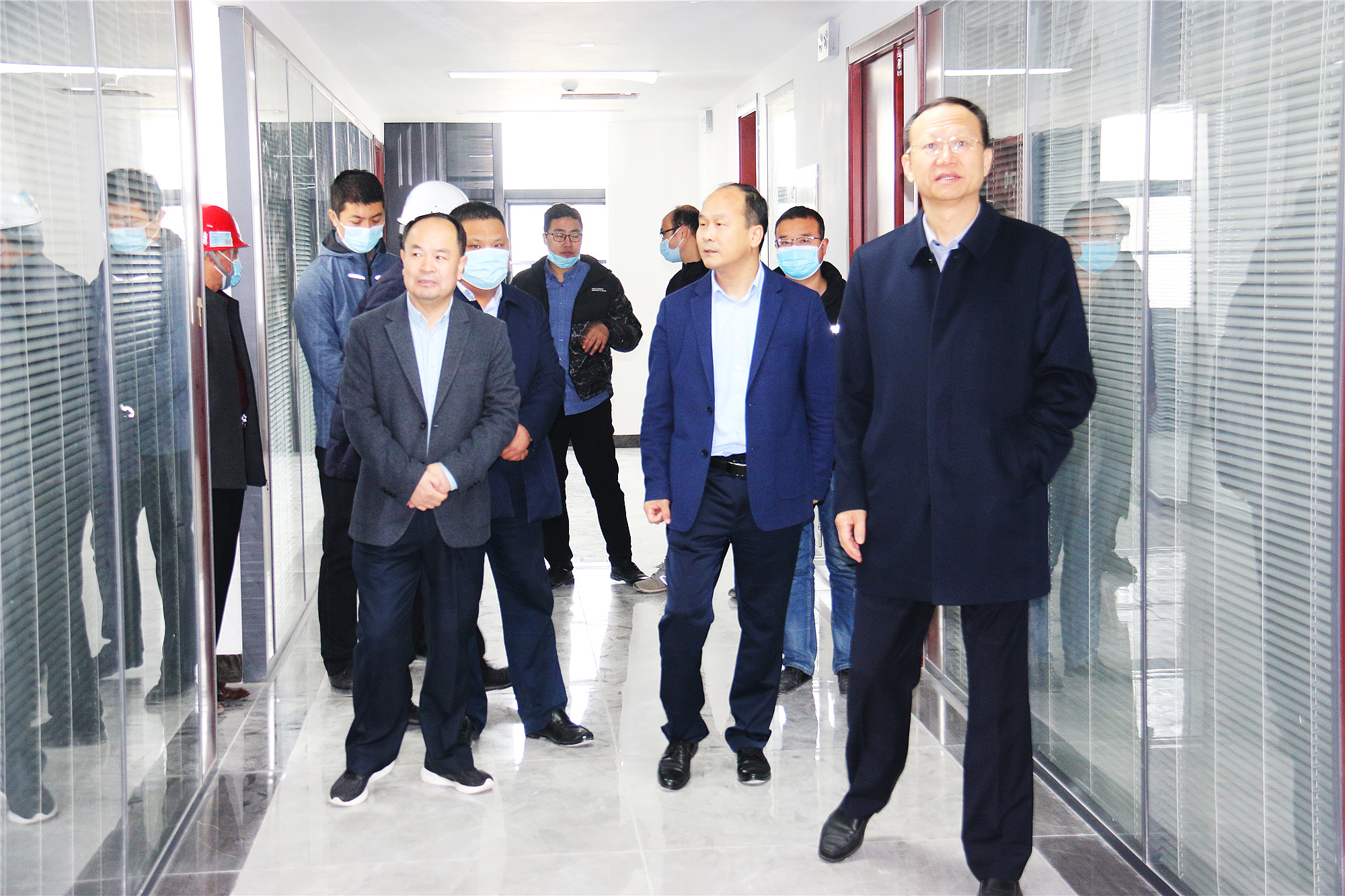 1648000278679428.jpg 1.jpg